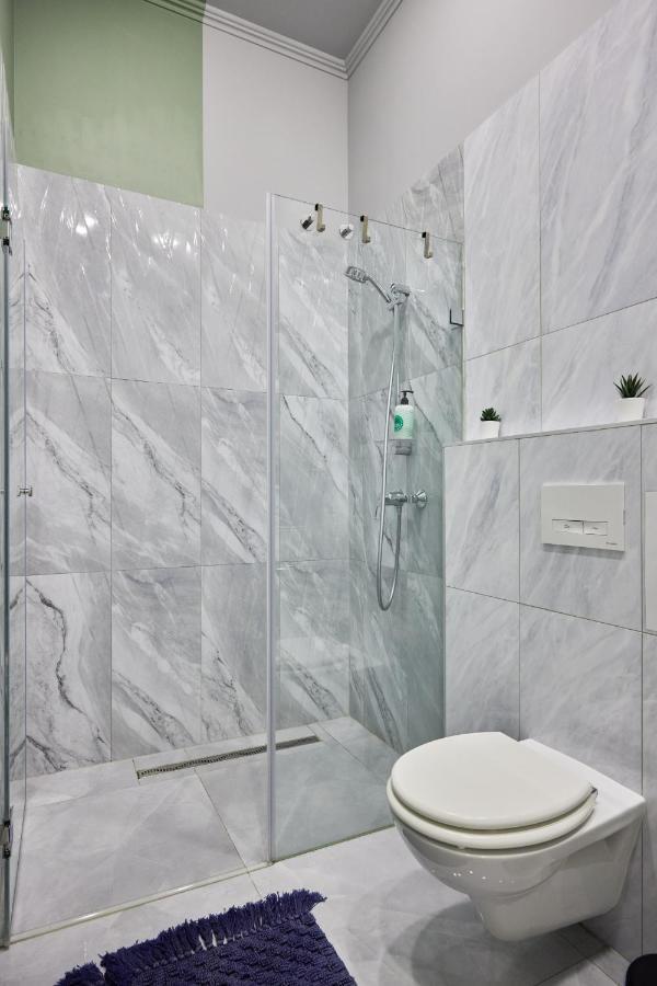 Spacious Luxury In The Centre