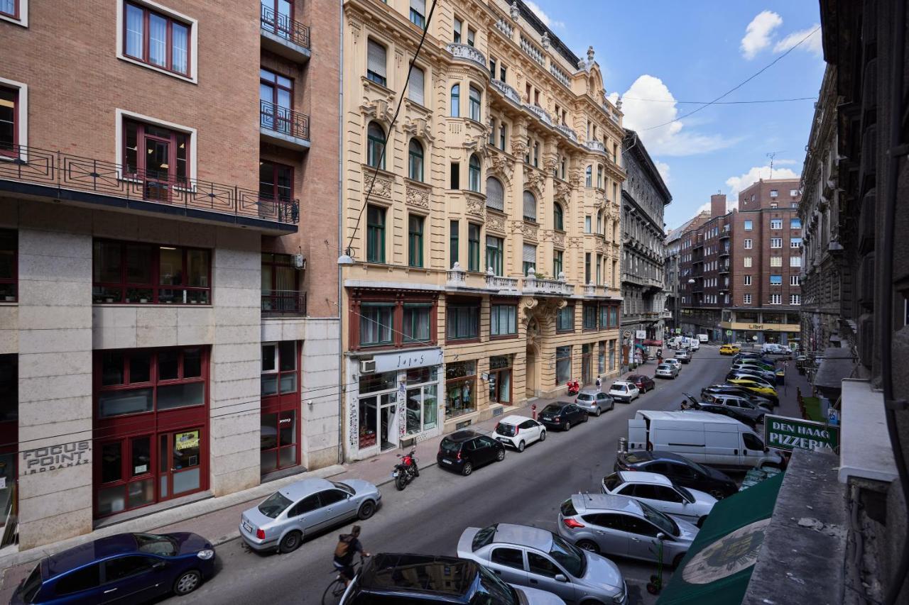 Апартаменти Spacious Luxury In The Centre